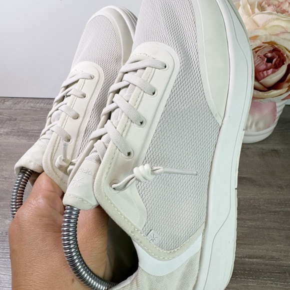 TROPICFEEL Dune waterproof packable sneakers onyx white unisex 8/10.5 $129 - Picture 6 of 11